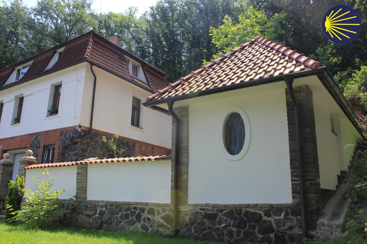 Domek Praha - Zbraslav, u zámku Exteriér fotografie